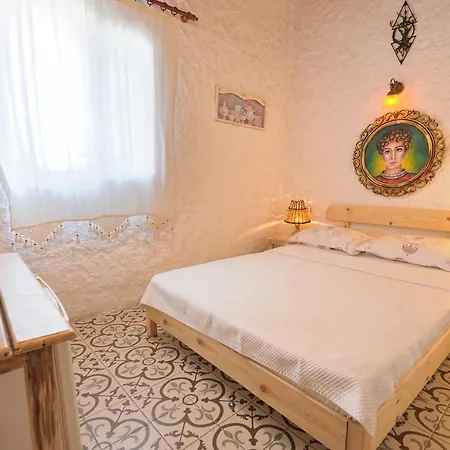 Afet Hanim Konagi Pensionat Alaçatı