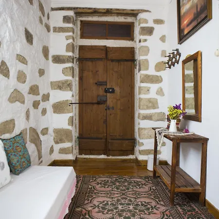 בית הארחה Afet Hanim Konagi אלאקאטי