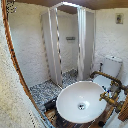 בית הארחה Afet Hanim Konagi 4*