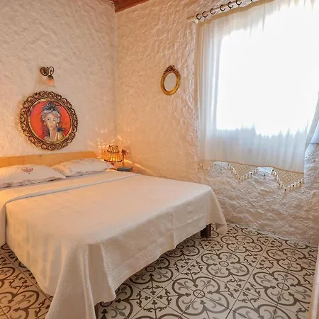 Konukevi Afet Hanim Konagi 4*