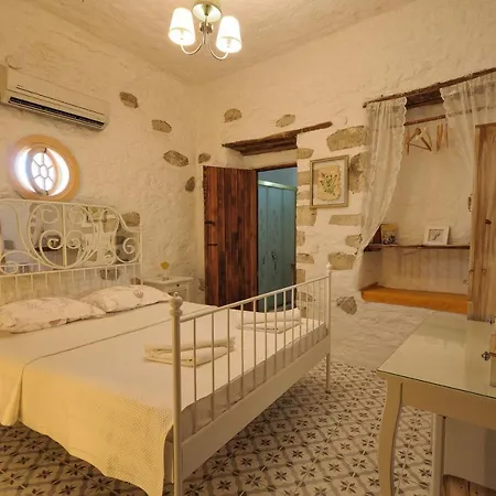 Afet Hanim Konagi Alaçatı